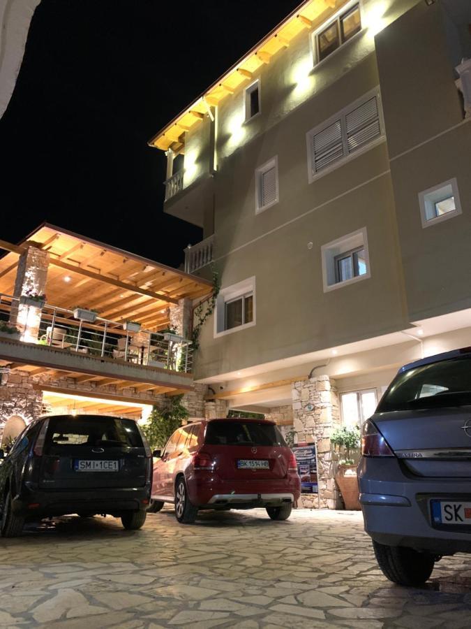 Vila Rias Otel Vlorë Dış mekan fotoğraf